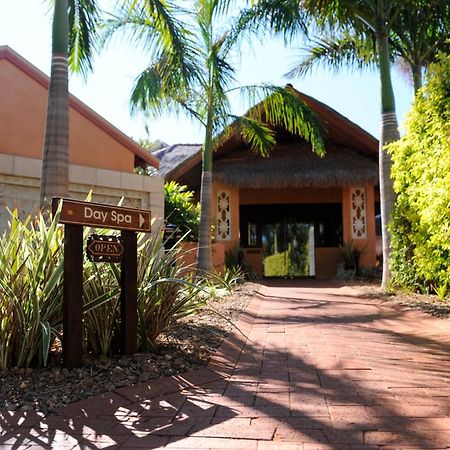 ברום Bali Hai Resort & Spa מראה חיצוני תמונה