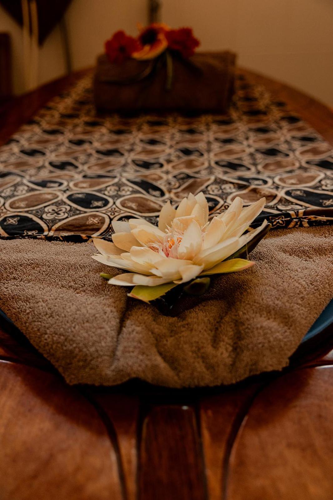 ברום Bali Hai Resort & Spa מראה חיצוני תמונה