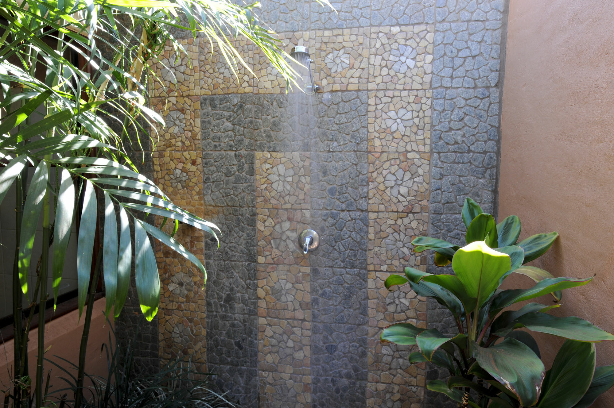 ברום Bali Hai Resort & Spa מראה חיצוני תמונה